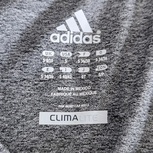 Adidas Climalite V-Neck Short Sleeve Size Small - Picture 3 of 3